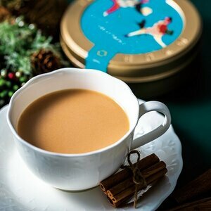 THÉ CHAUD AU CHOCOLAT BLANC