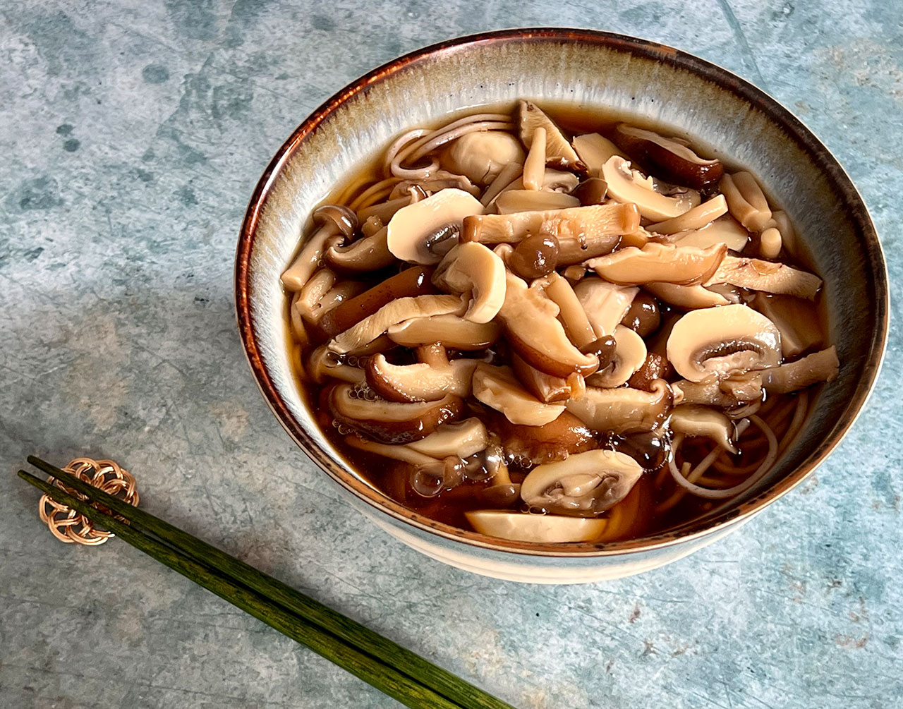 Recette NOUILLES SOBA AUX CHAMPIGNONS